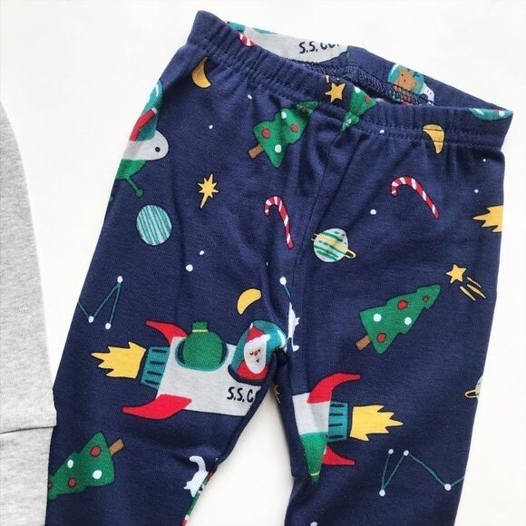 Carters NWT Rocket Around pajama set 12m & 18m - Picture 3 of 4